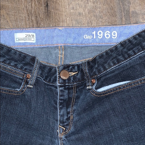 🔥Gap🔥 - Picture 2 of 3